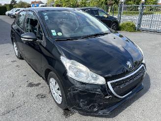 disassembly commercial vehicles Peugeot 208  2013/1