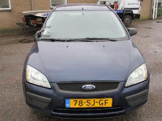 Ford Focus 1.6-16V Champion Wagon picture 2