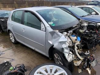 uszkodzony samochody osobowe Volkswagen Golf Golf V (1K1), Hatchback, 2003 / 2010 1.6 FSI 16V 2006/2