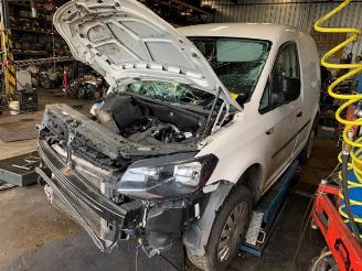 dañado vehículos comerciales Volkswagen Caddy Caddy IV, Van, 2015 2.0 TDI 75 2015/11