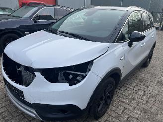 Coche siniestrado Opel Crossland X  1.2 Turbo Innovation 2019/7