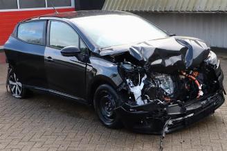 Damaged car Renault Clio Clio V (RJAB), Hatchback 5-drs, 2019 1.6 E-Tech 145 16V 2023/9