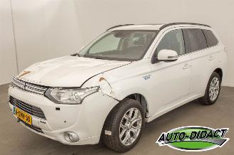 Autoverwertung Mitsubishi Outlander 2.0 PHEV Instyle + Automaat 2013/12