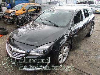 uszkodzony samochody osobowe Opel Insignia Insignia Sports Tourer Combi 2.0 CDTI 16V 120 ecoFLEX (A20DTE(Euro 5))=
 [88kW]  (03-2012/06-2015) 2014/3