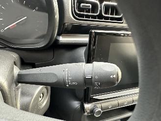 Citroën C3 Gereserveerd 1.2 PureTech 83pk bwjr 2023 - Feel Edition - nap - line assist - clima - cruise - lmv - pdc - Apple CarPlay + Android picture 24