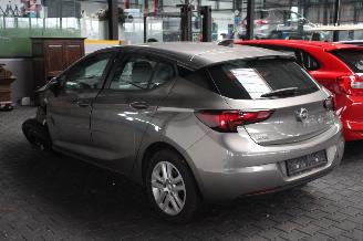 Coche siniestrado Opel Astra  2017/1