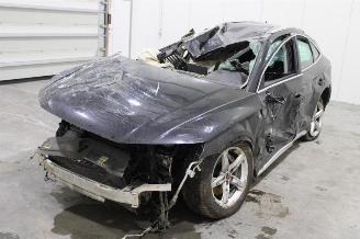Salvage car Audi Q5  2022/11