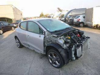 dañado vehículos comerciales Renault Clio 0.9 2019/3