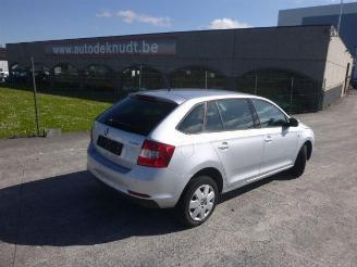 Unfallwagen Skoda Rapid 1.6 TDI AMBITION VAN 2014/7