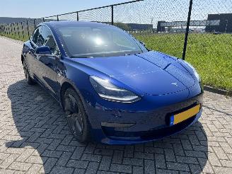 Damaged car Tesla Model 3 Long Range Dual Motor 75 kWh 2019/3